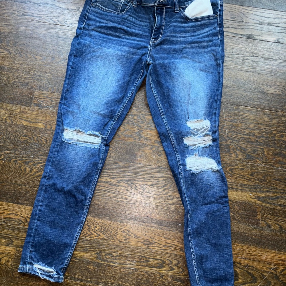 BKE Blue Skinny Jeans with Distressed Details